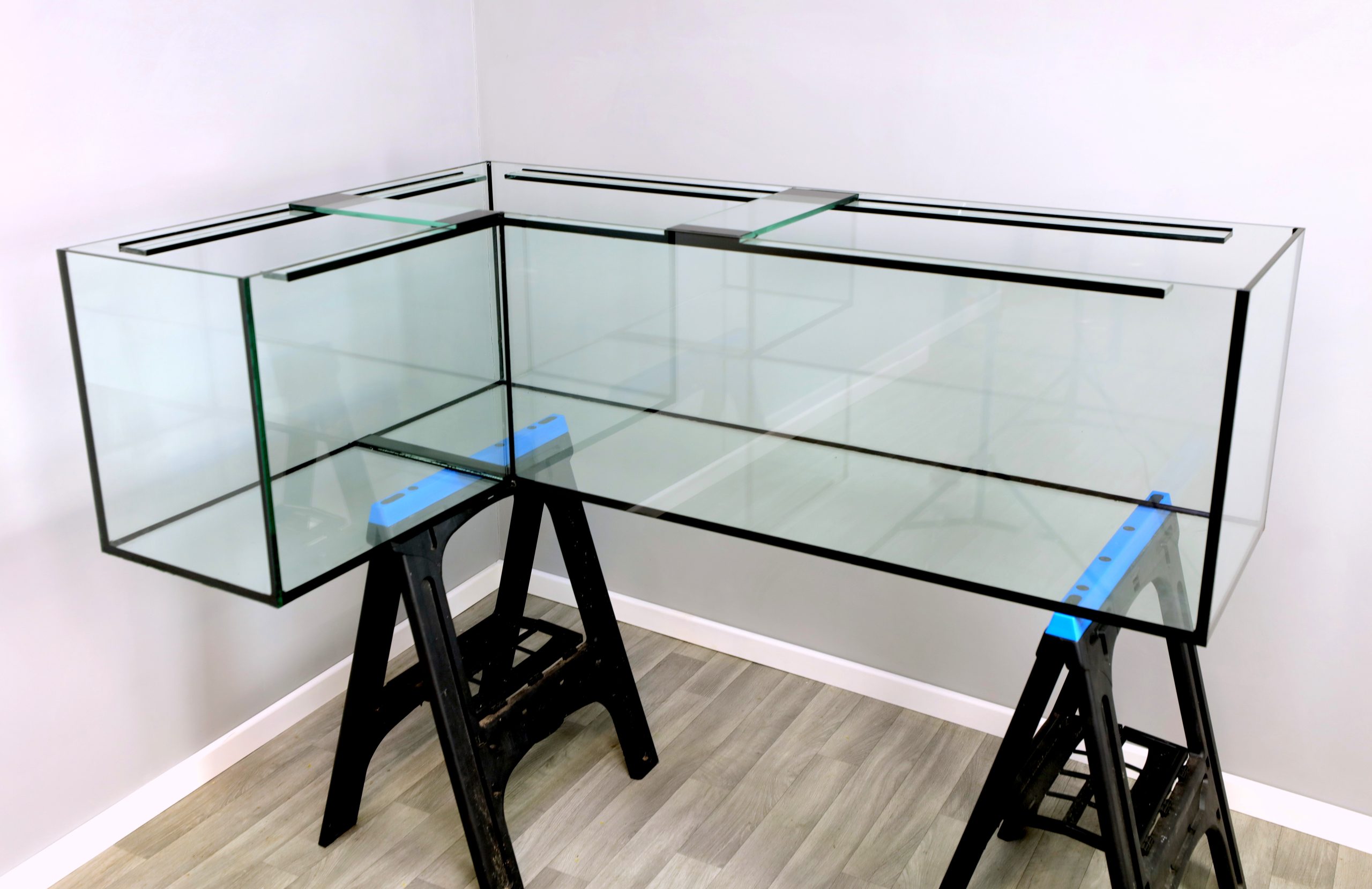AQUARIUM made to order L shape fish tank