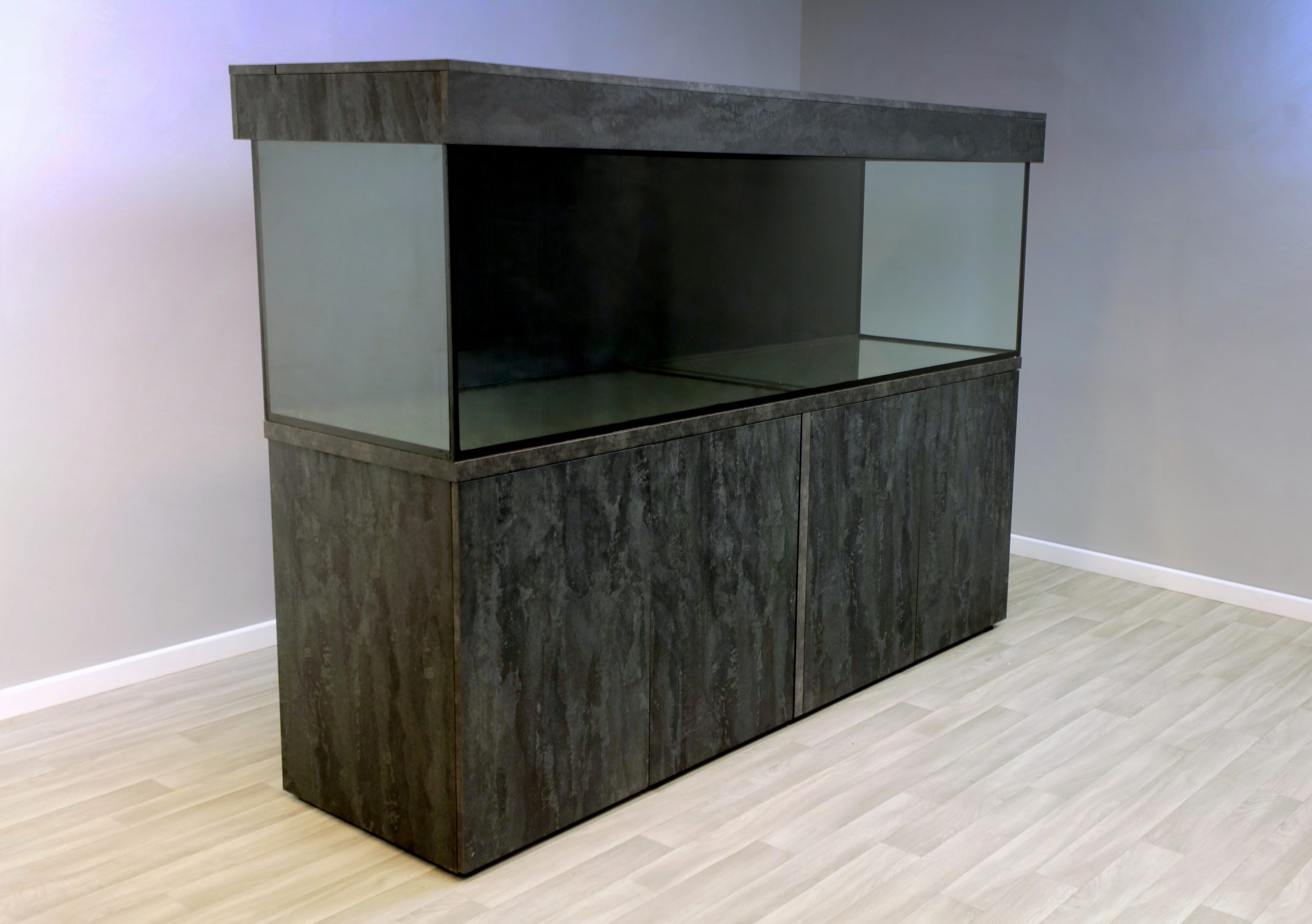 Large Fish Tank and Cabinet, cover. 7 x 2 x 2 ft Aquarium, metal stand and lid - Image 2